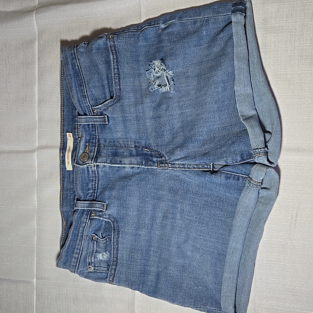 Levi's Women's Blue Jeans Shorts, Size 28, Mid-Length Denim Distressed Cuffed